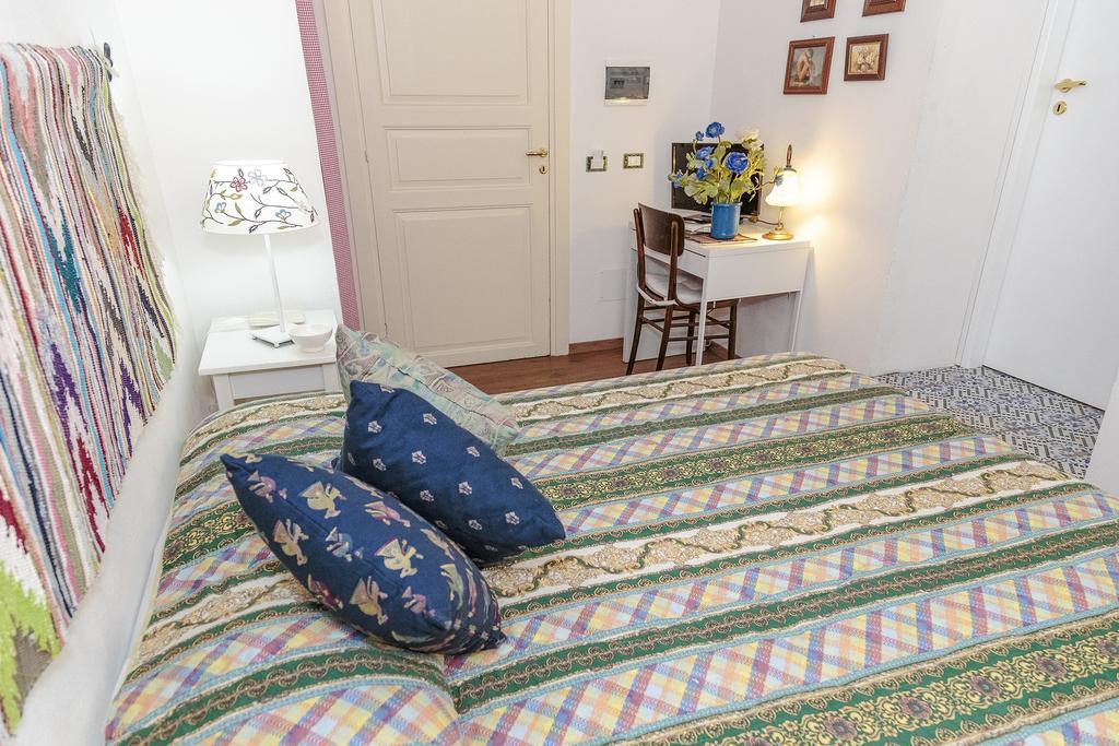 La Dimora Di Odisseo Bed & Breakfast ตราปานี ภายนอก รูปภาพ